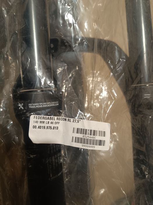 Въздушна вилка Rockshox Recon 27.5 цола