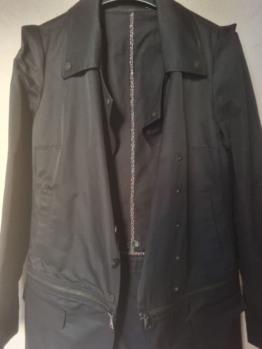 Тренчкот на Cop.Copine-черен цвят