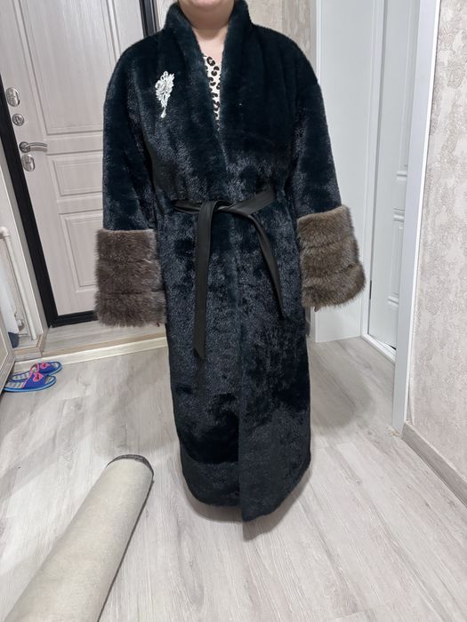 Продаю шубу экомех 44-48размер