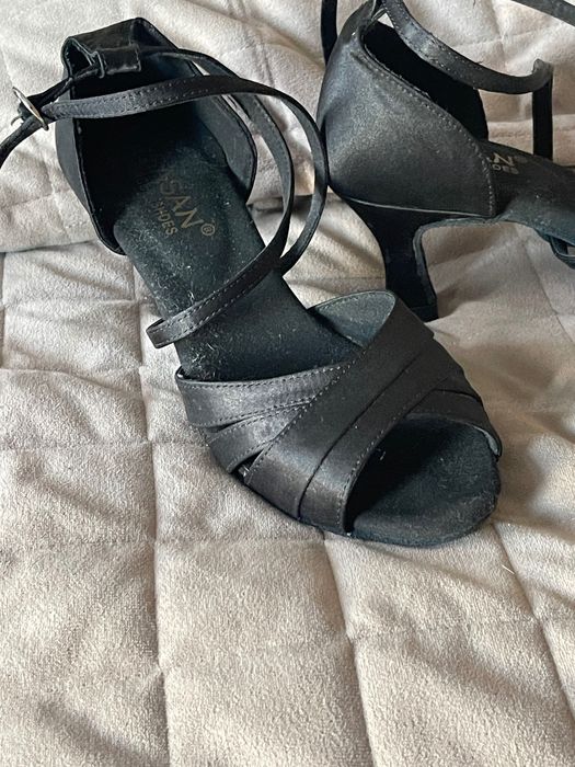 Туфли для бальных танцев