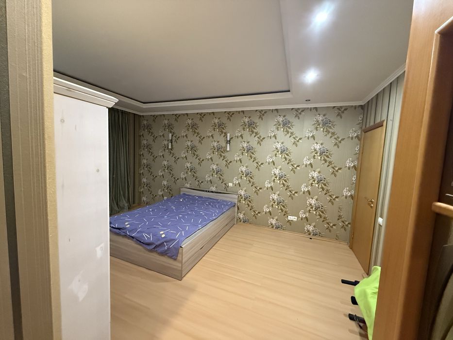 Двухспальный кровать