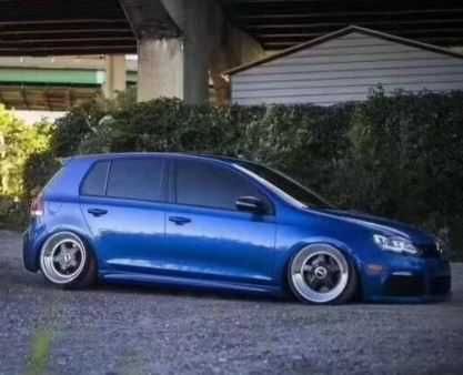 Тунинг прагове за VW Golf 6 3/5 врати R20 Дизайн