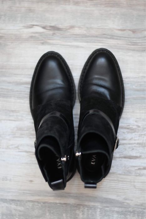 Нови кожени боти EVA MINGE