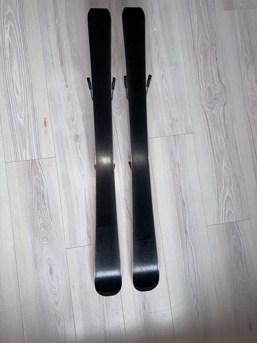 Ski uri copii, Atomic Redster J2