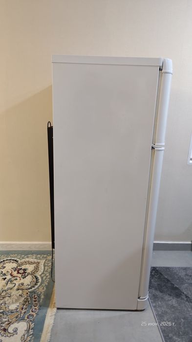 Холодильник INDESIT
