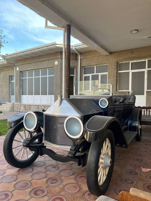 Раритетный Автомобиль !