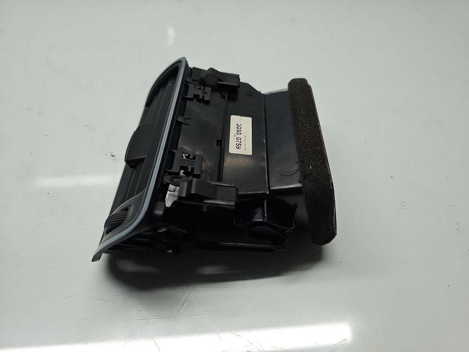 Grila aerisire stanga Volkswagen Passat CC (358) [Fabr 2012-2016] 3AC8