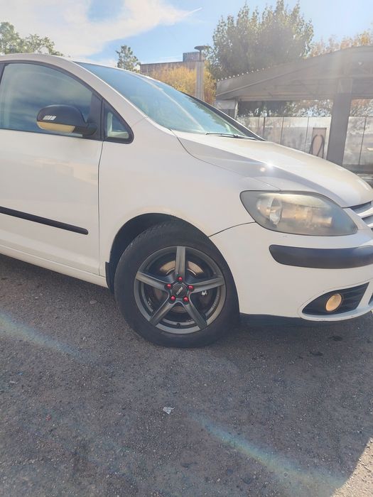 Golf 5 Plus 1,6 benzină +GPL