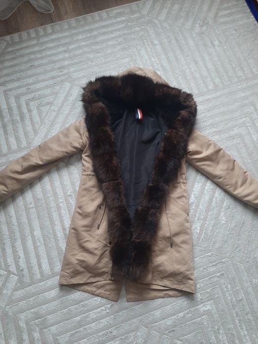 Продам парку натуральную!