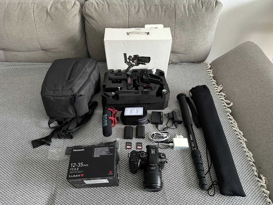 Panasonic GH5 + Lumix 12-35mm f/2.8 II + Weebill-S + RODE + Aputure + accesorii
