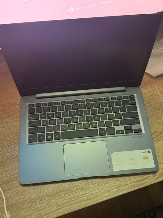 Laptop Asus funcțional 100%