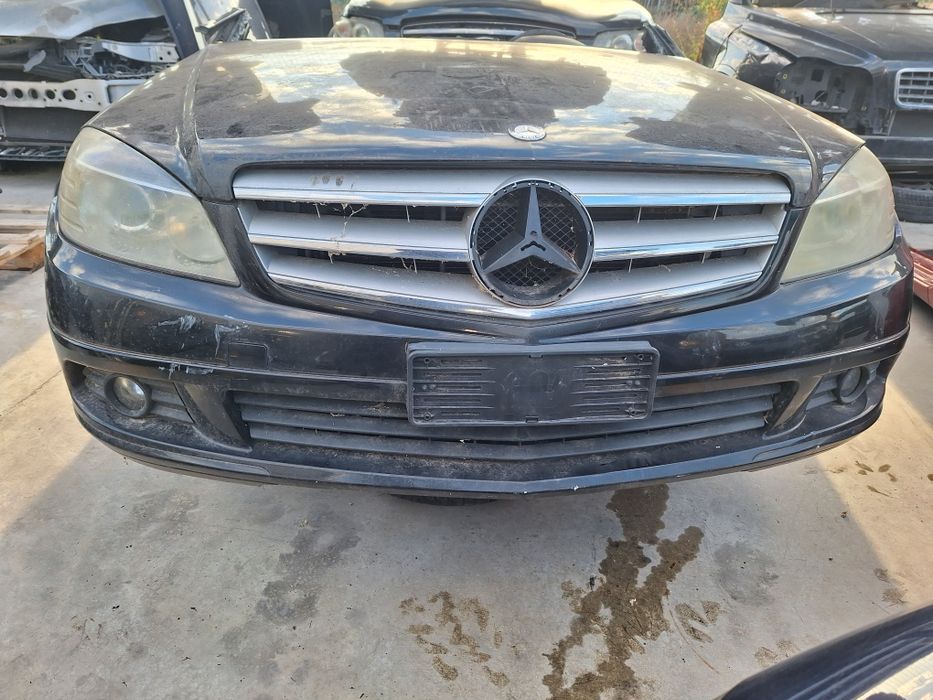 Предна броня Mercedes C-class W204 / Мерцедес Ц класа 2012г.
