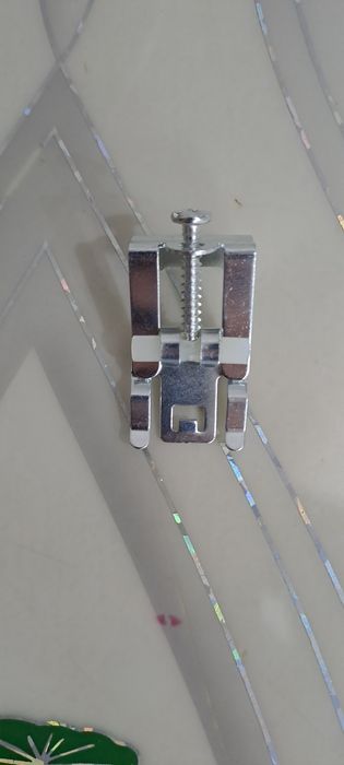 Продам крепёж для врезной мойки