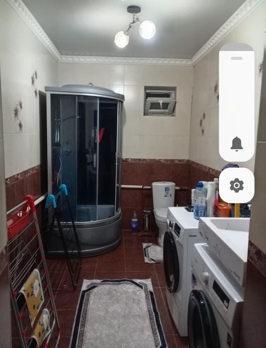 На подселение студентам( девушки или парни)