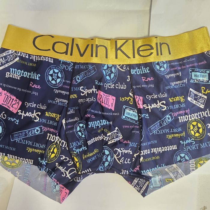 Boxeri set 3 buc C a l v i n  K L E I N, marimea  L / XL , Super PRET