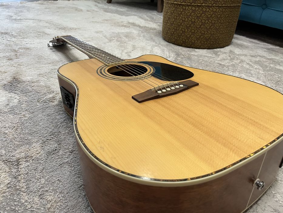 Акустическая гитара Cort