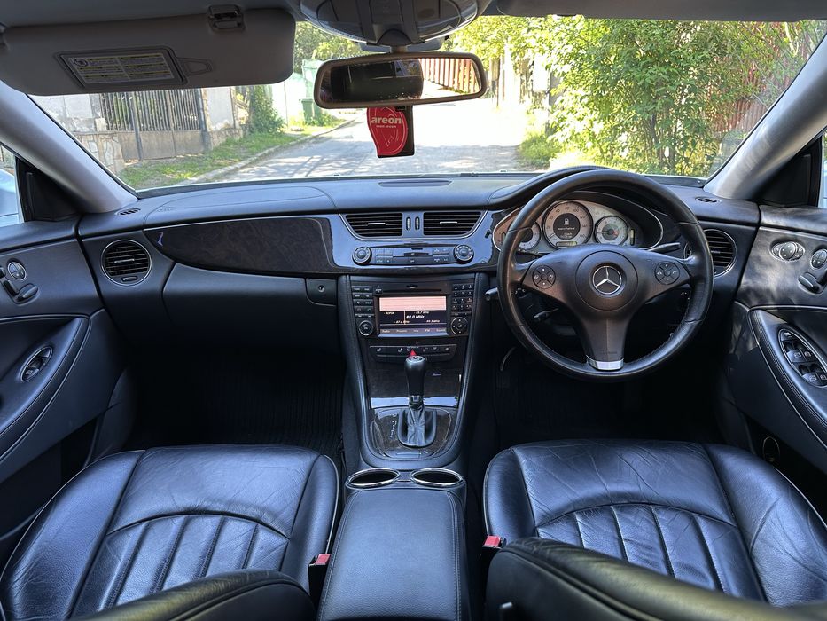 На Части Merccedes CLS320 w219 face