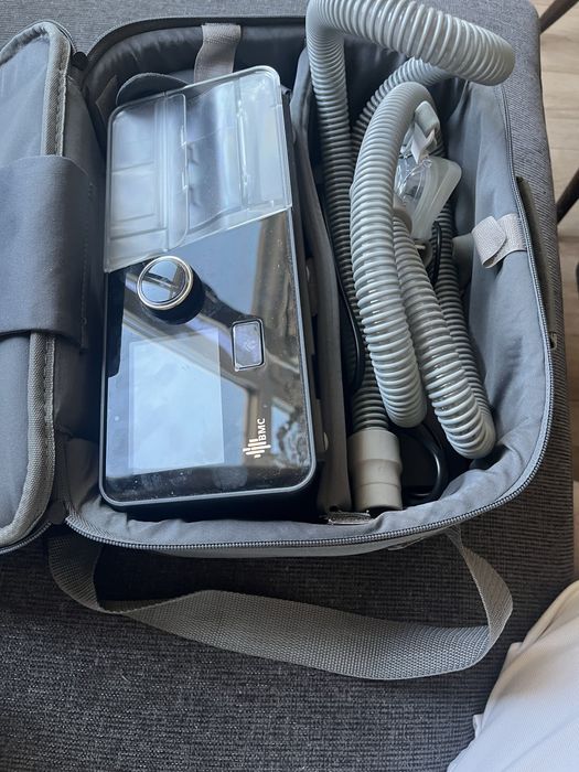 Апарат за сънна апнея в отлично състояние.