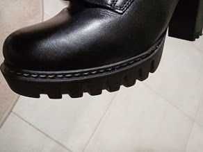 Черни зимни боти - естествена кожа. Здрави, топли и стабилни.