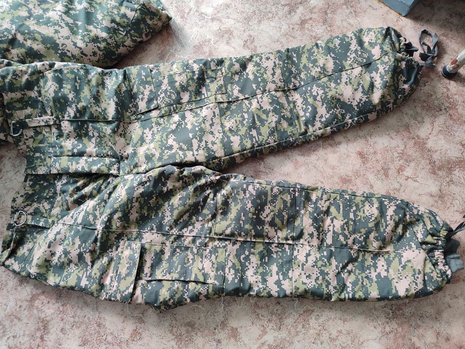 Продам зимнюю форму полевую