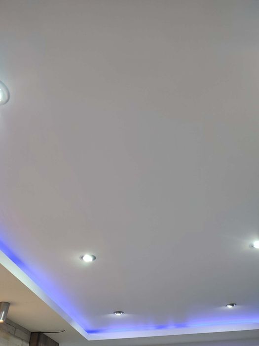 Боядисване,пясъчна мазилка и шпакловка