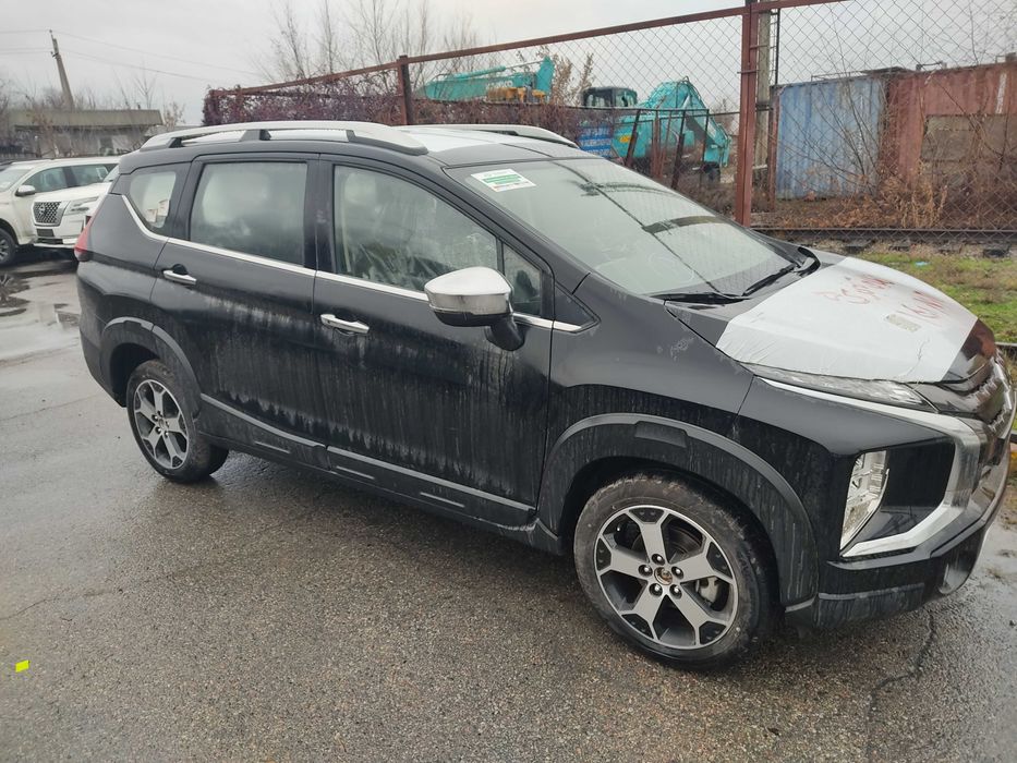 Продам Mitsubishi Xpander Cross 2022
