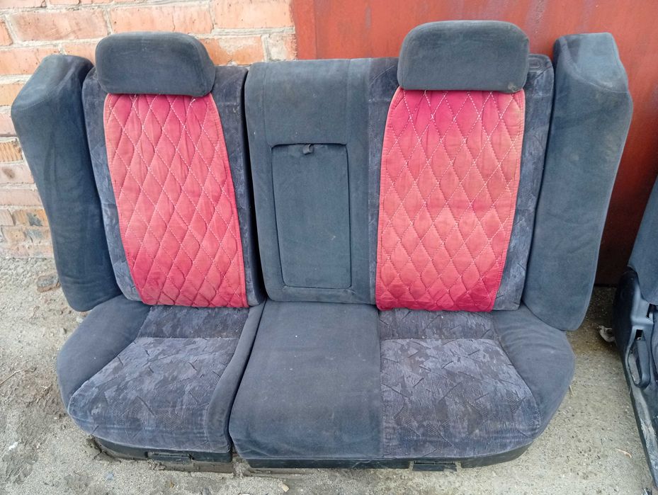 Сиденья Mazda Cronos