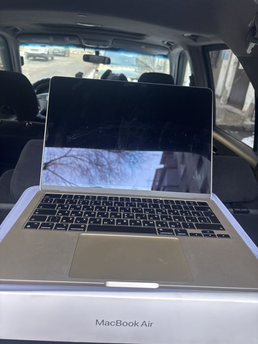 Apple Macbook Air 13