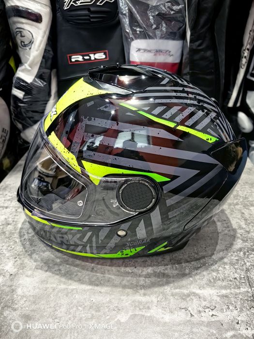 Shark spartan размер L