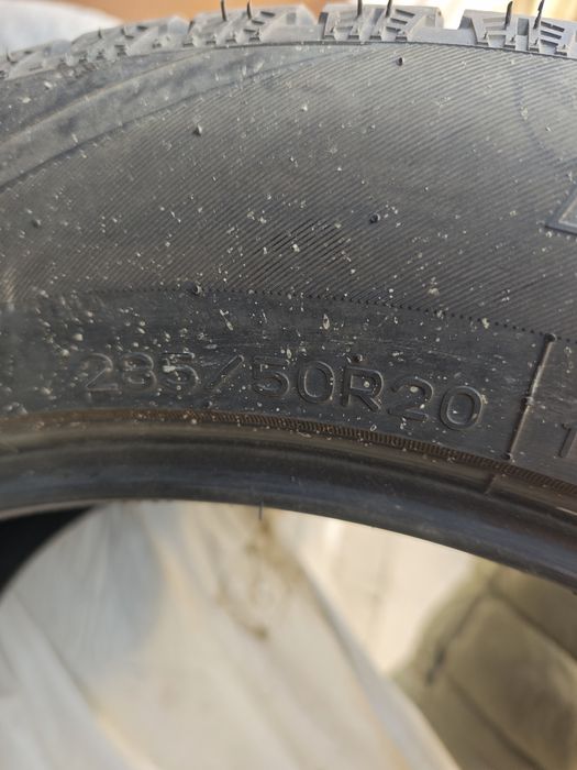 Зимние шины 285/50/R20