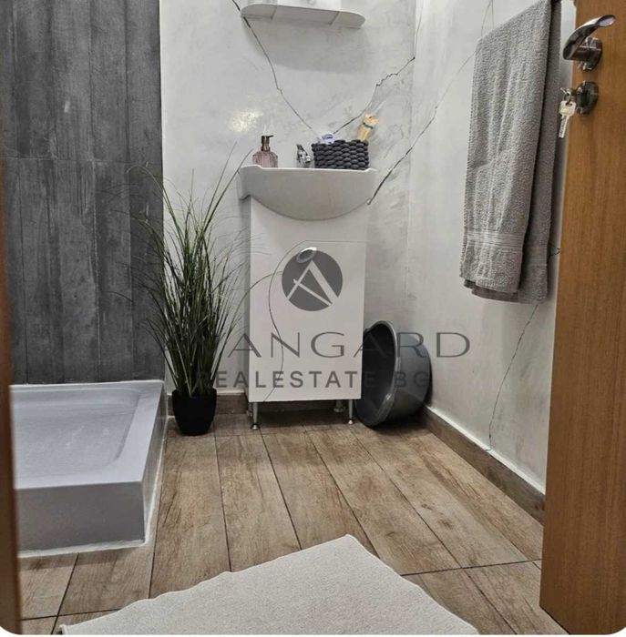 Продава се Двустаен апартамент в Пловдив, Кючук Париж - 63 кв.м за 2148 €/кв.м - Снимка #9