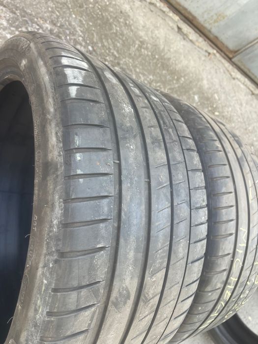 Cauciucuri de vară 285/35/20 Michelin dot 2020