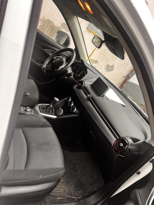 Vine mazda 14 duzel 6000€ neg 2016 matriculata in2019 detali in pv