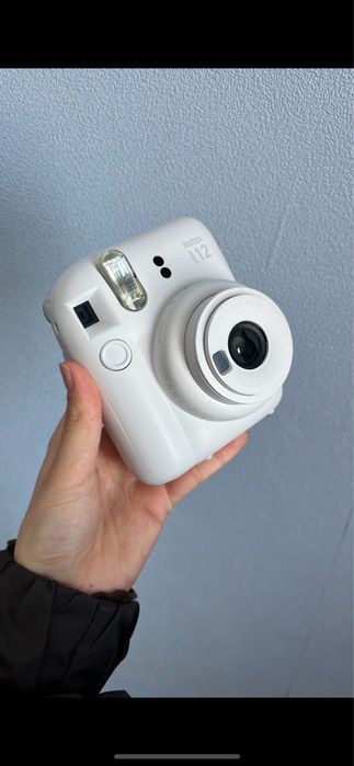 продаю свой  Fujifilm Instax Mini 12