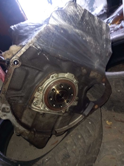 двигатель т4 2.5 AET низ