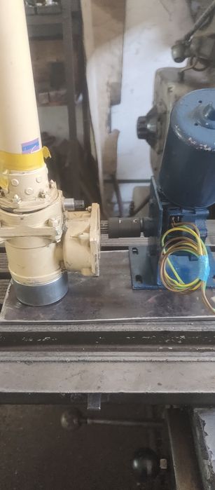 Cilindru de ridicare electric