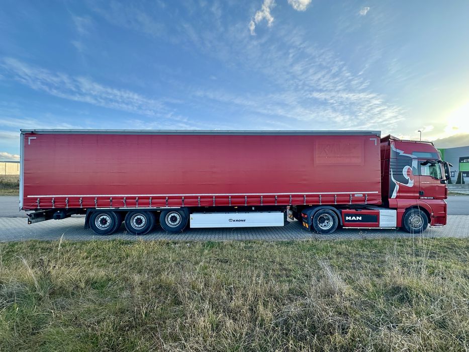 Semiremorca prelata Krone