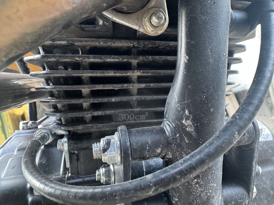 Эндуро мотоцикл 06 300 кубов