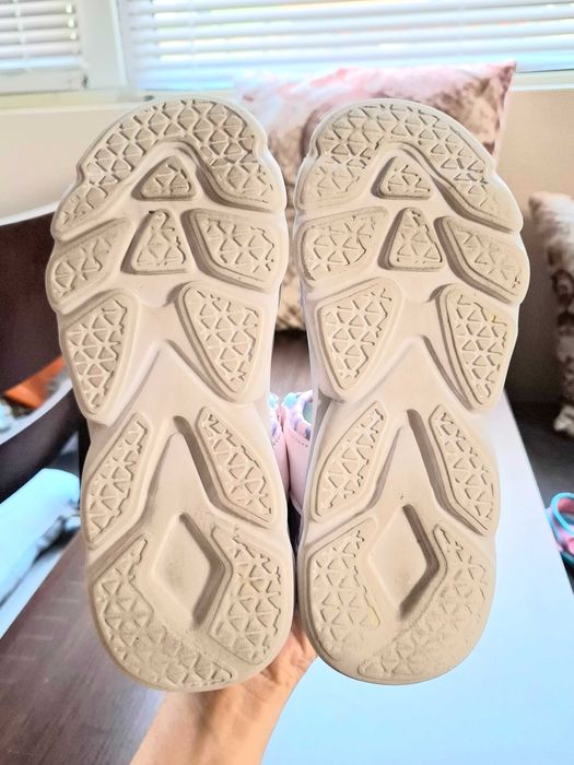 Светещи сандали + подарък найк