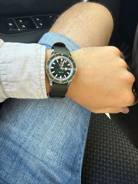 Rado captain cook