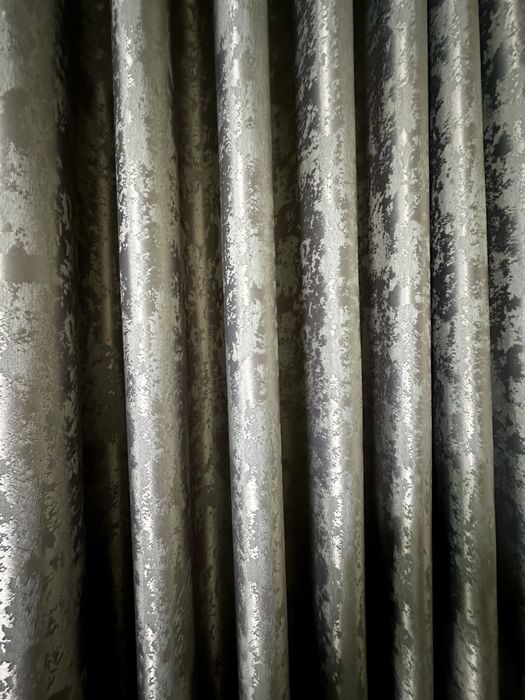 Продается зановески готовые