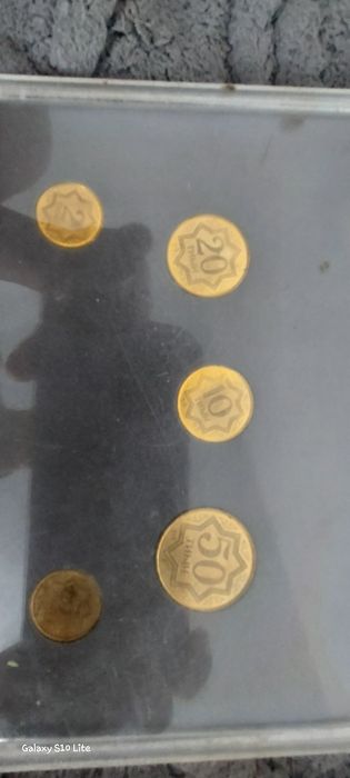 Продаю коллекционные монеты