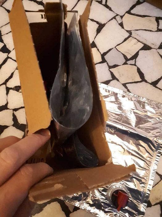 Метализирана торба за съхранение на вино с кранче - 3л