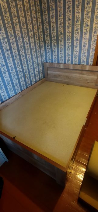 Продам кровать двухспальная