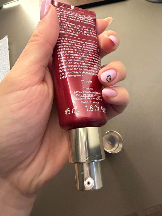 Clarins BB Skin Detox Fluid