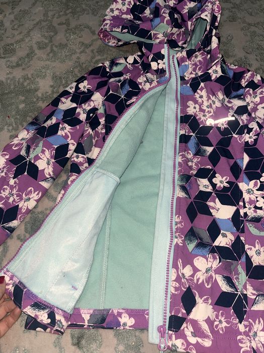 продам ветровочки для девочек по 2000тг