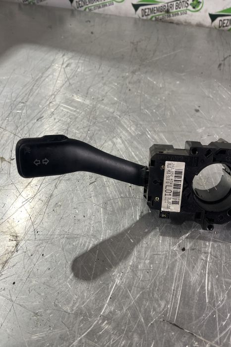Maneta semnalizare 8L0 953 513 G / 8L0953513G Volkswagen VW Passat B5