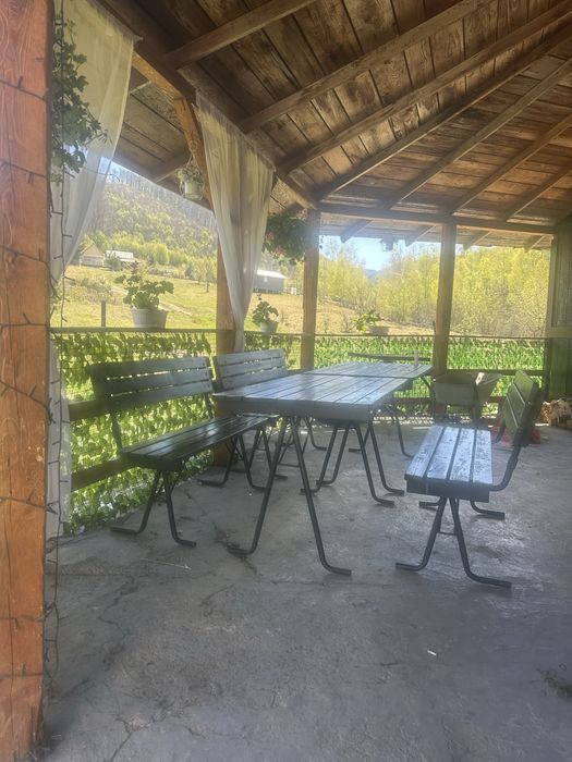 Cabana de inchiriat in Coada Lacului  Lesu