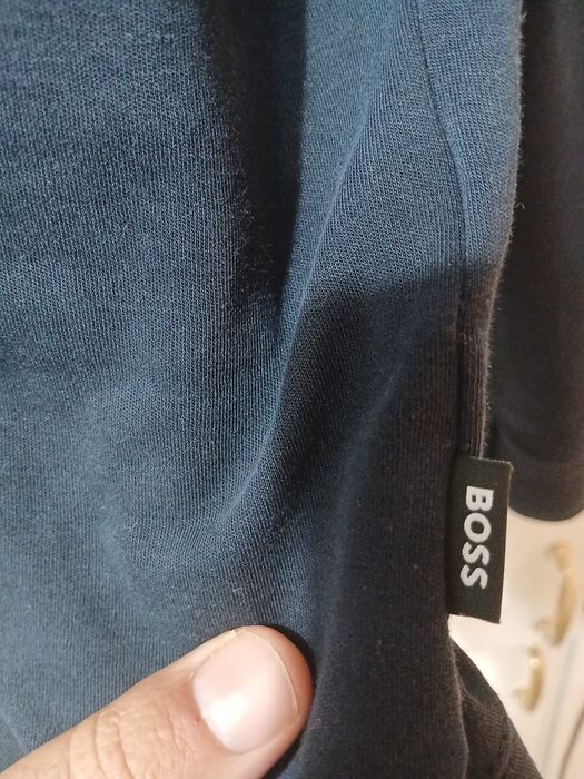 BOSS - памучна блуза