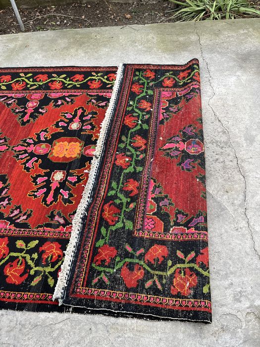 Шерстяной ковёр б/у